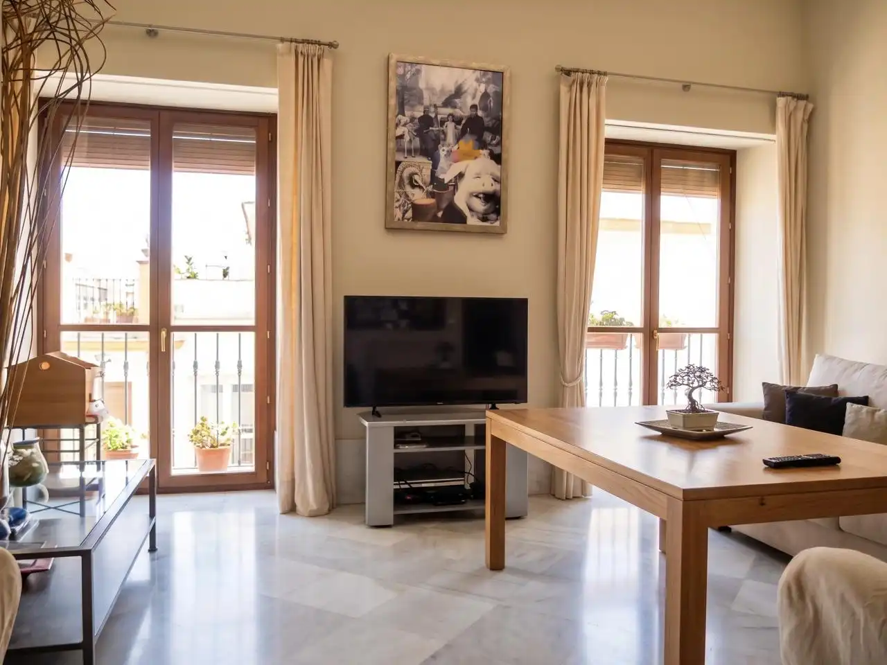 Living room of Flat for sale in Sevilla  with Air Conditioner, Terrace and Furnished