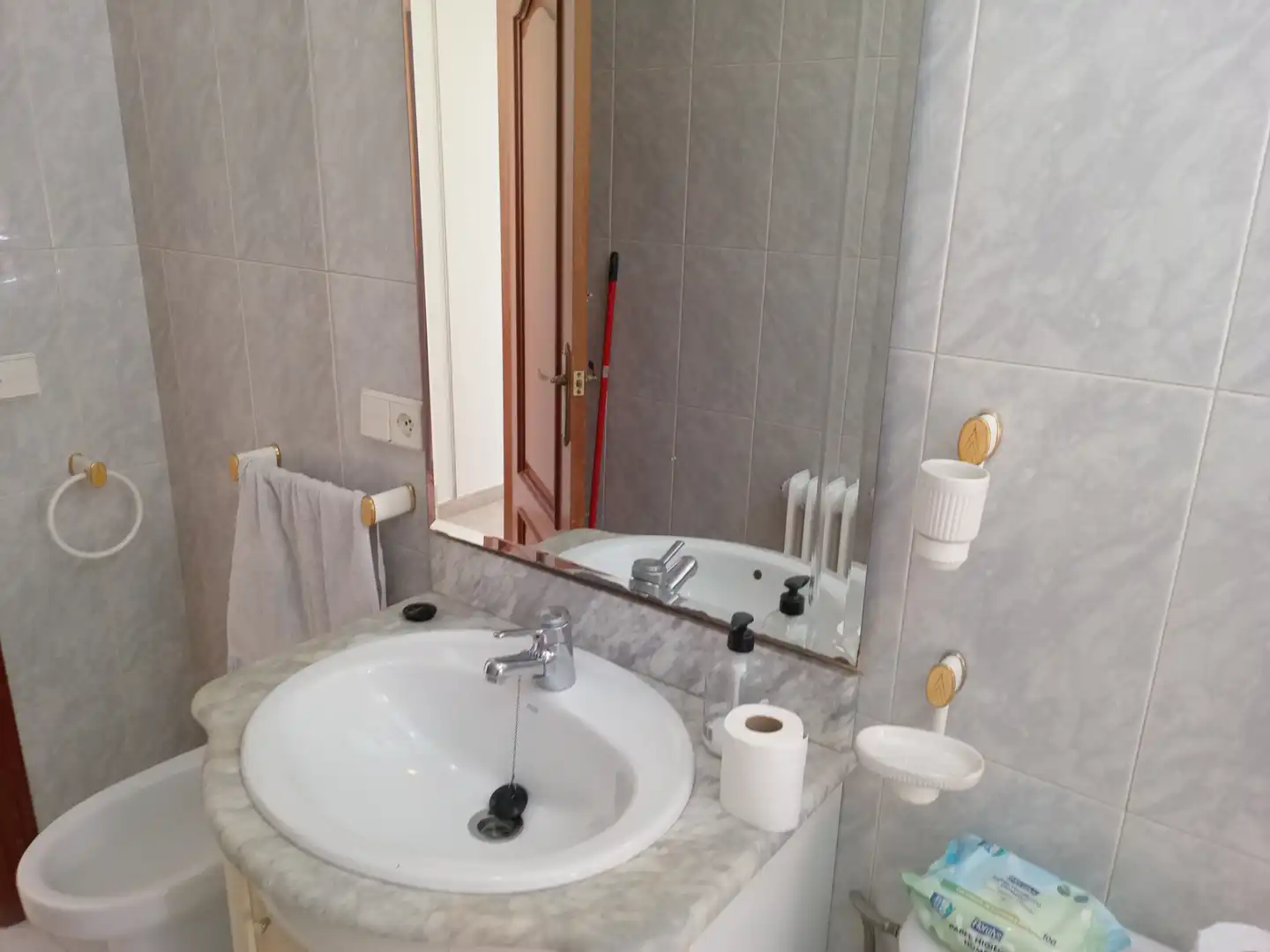 Bathroom of Houses for sale in Salamanca  with Heating, Furnished and Oven