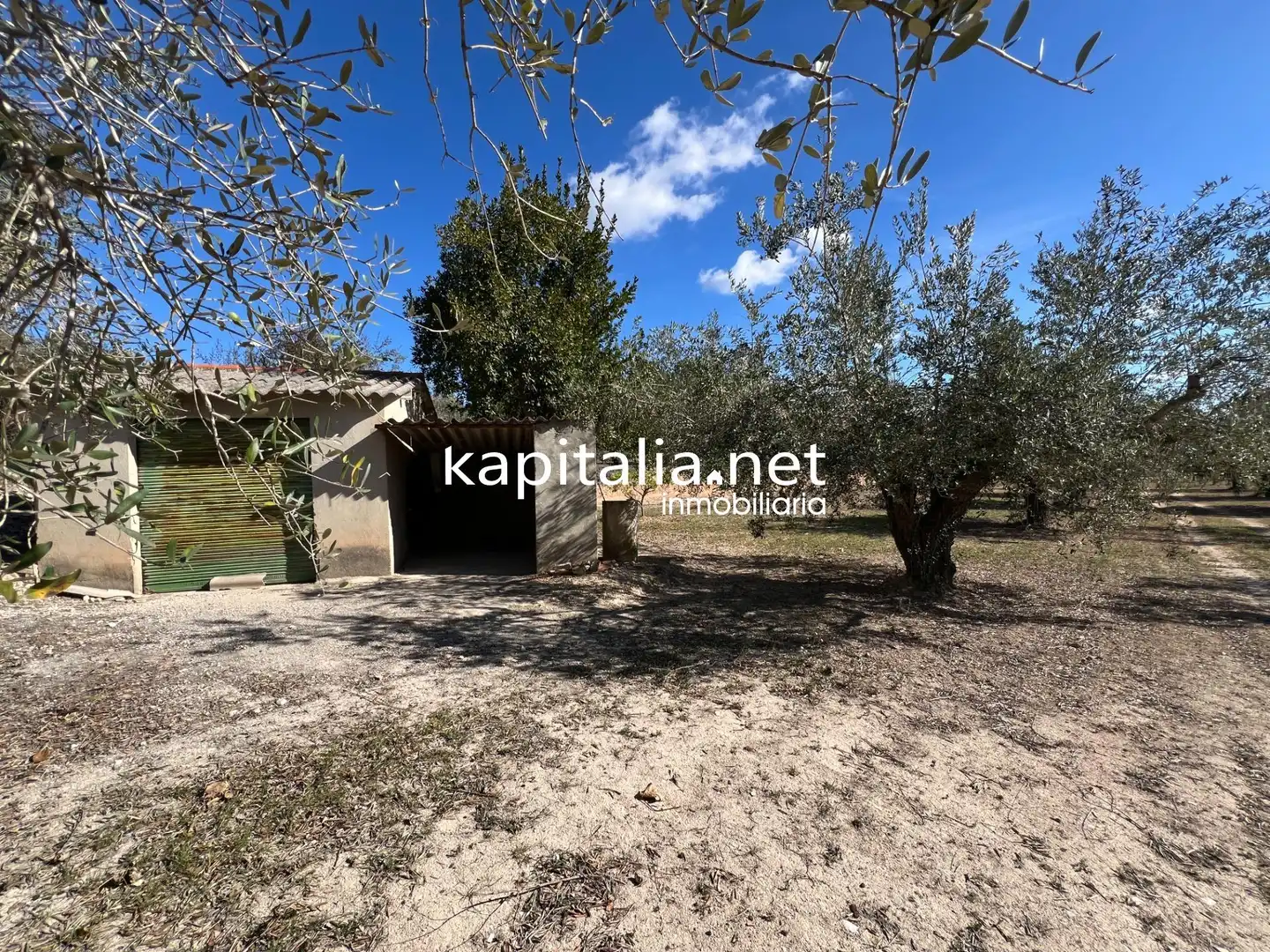 Houses for sale in Ontinyent  with Private garden and Swimming Pool