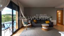 Sala d'estar de Pis en venda en Girona Capital amb Balcó