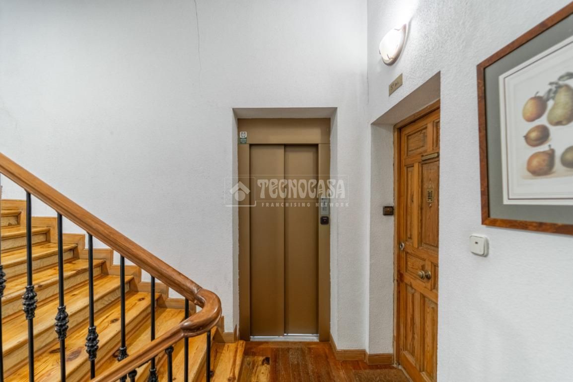Attic for sale in  Madrid Capital