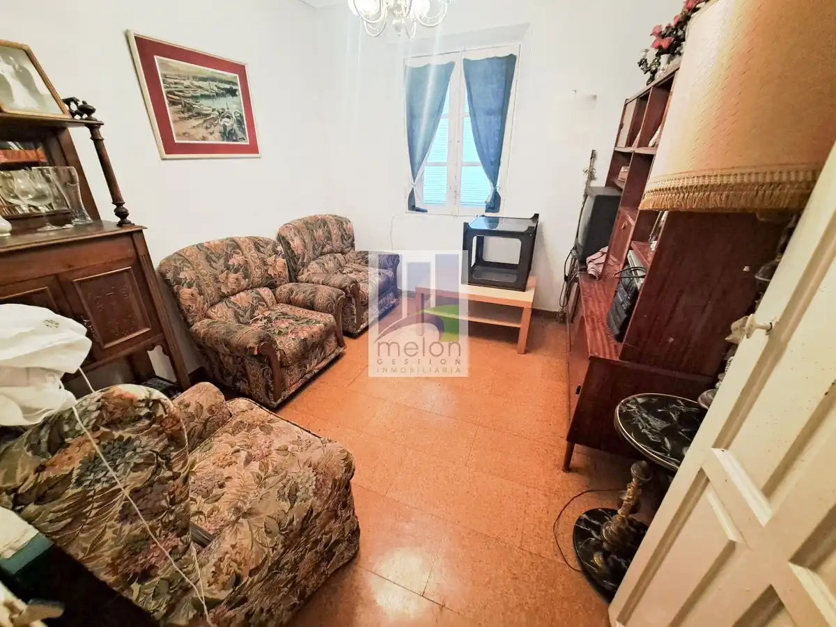 Sala d'estar de Casa o xalet en venda en Burgos amb Traster