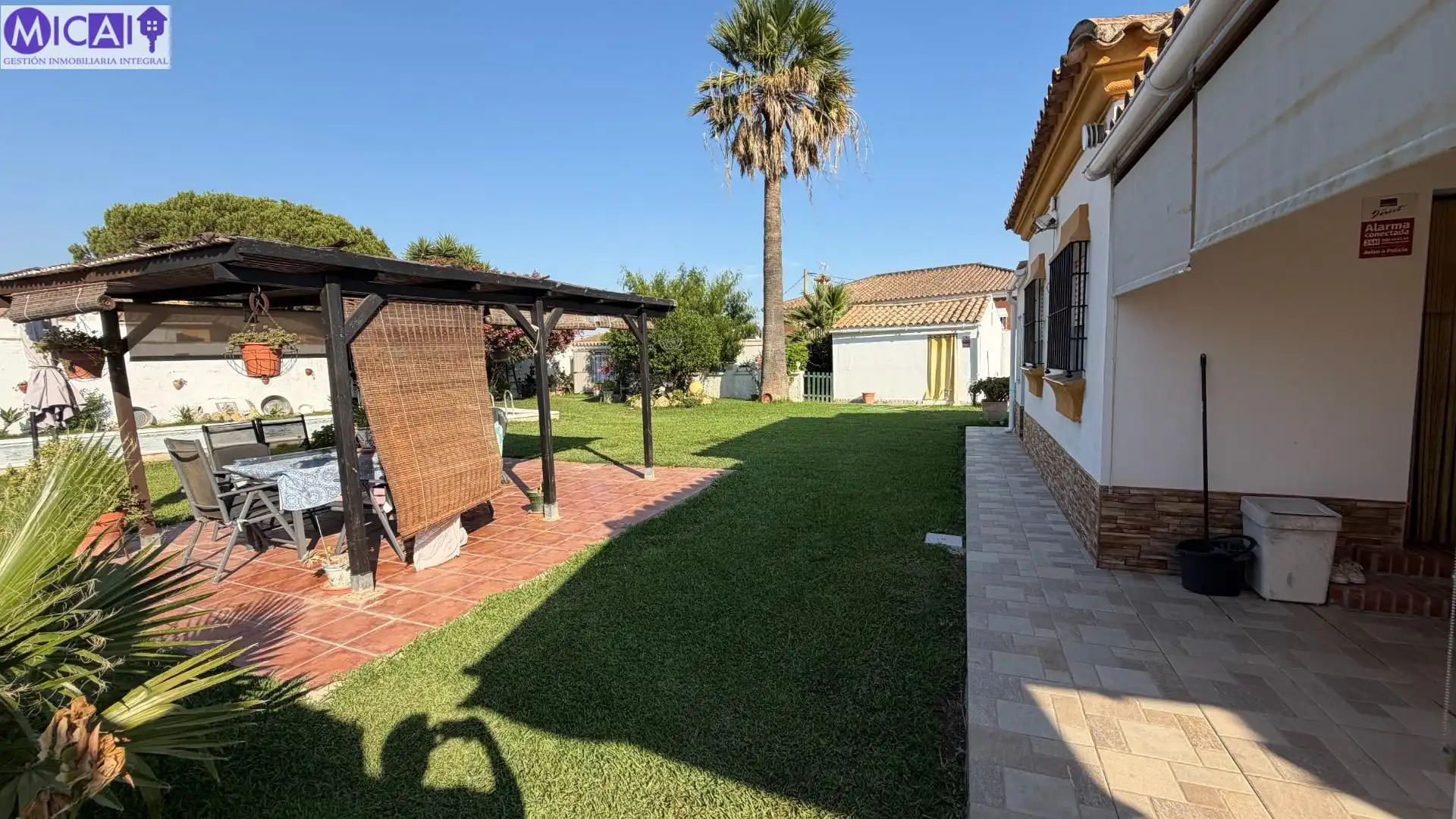 Jardí de Casa o xalet en venda en Chiclana de la Frontera amb Jardí privat, Traster i Piscina