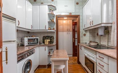 Kitchen of Flat for sale in  Madrid Capital  with Heating