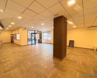 Premises for sale in  Valencia Capital  with Air Conditioner