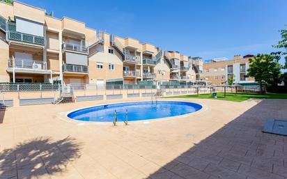 Swimming pool of Attic for sale in Cambrils  with Air Conditioner, Terrace and Balcony