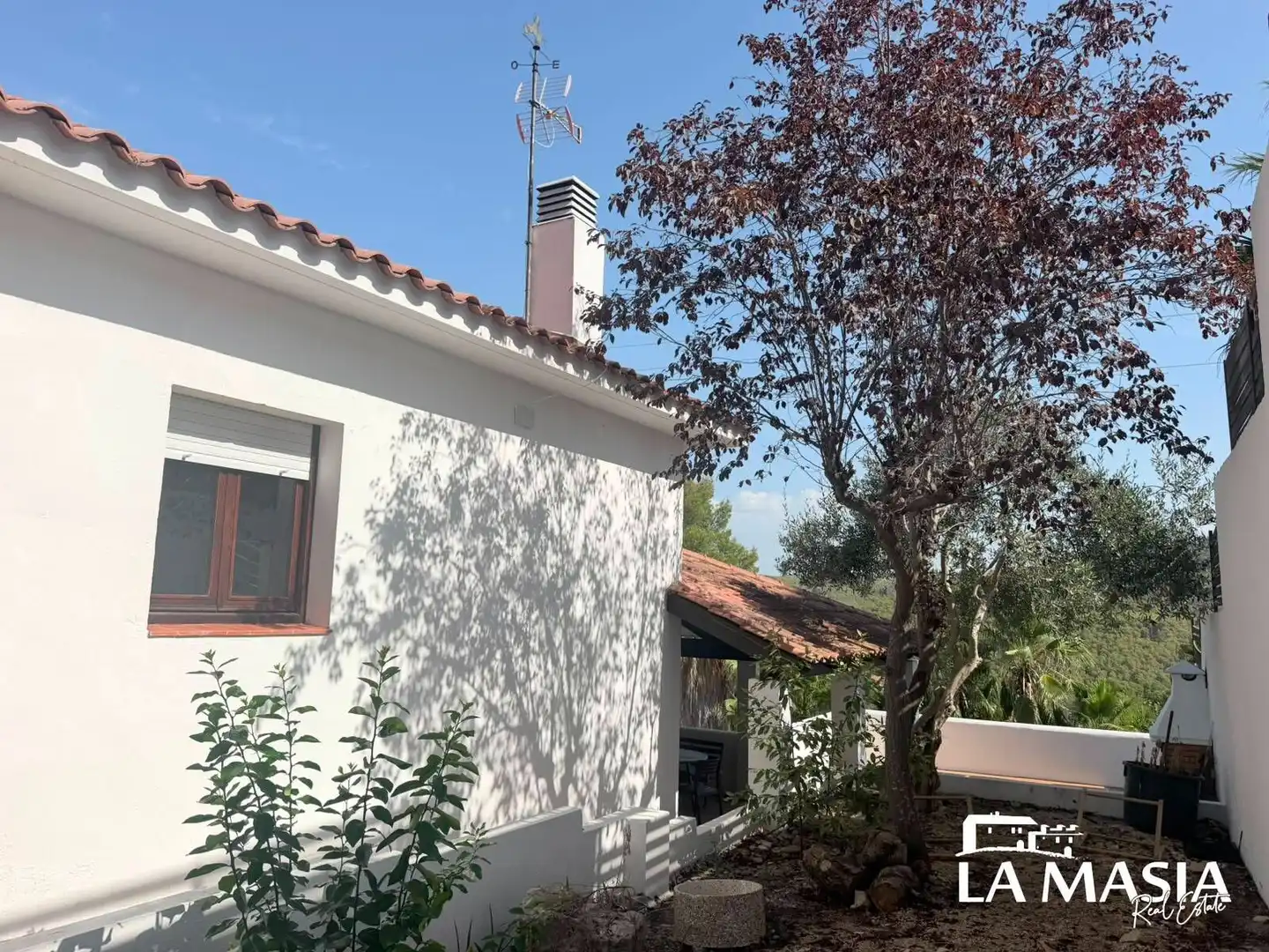 Vista exterior de Casa o chalet de alquiler en Olivella con Aire acondicionado, Calefacción y Jardín privado
