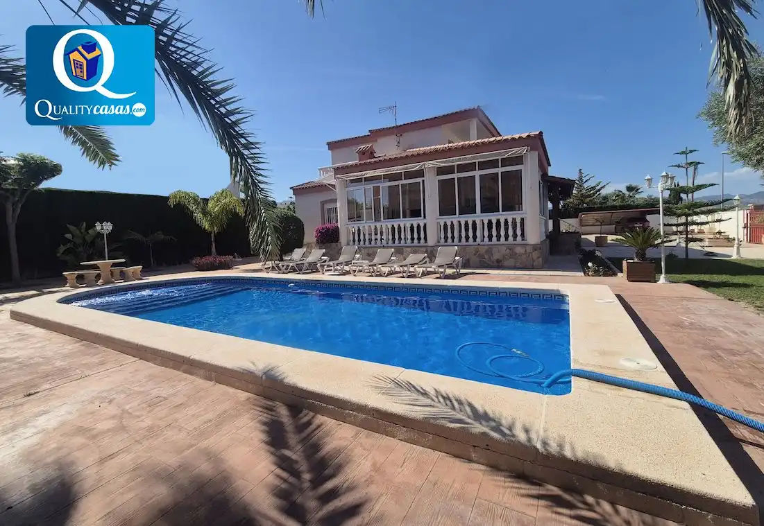 Piscina de Casa o chalet en venta en Mutxamel con Aire acondicionado, Calefacción y Terraza