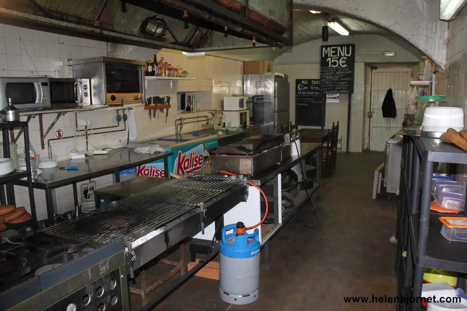Cocina de Finca rústica en venta en Llagostera con Calefacción