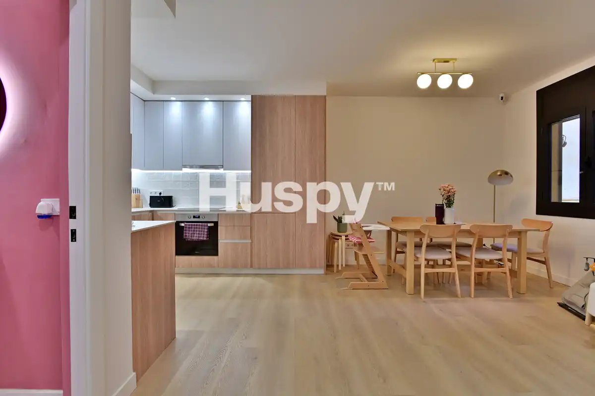 Piso con terraza en venta en Carrer de Nàpols, imagen 5