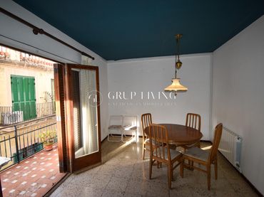 Appartamento con balcone in vendita a Centre