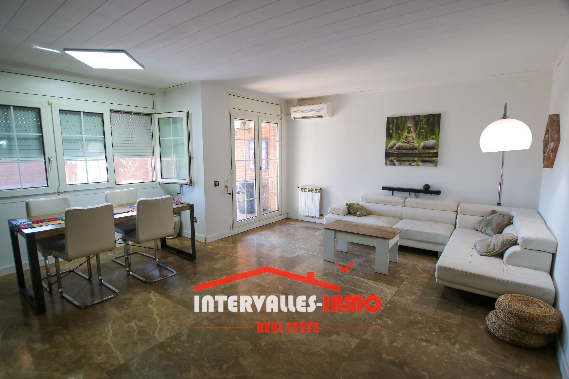 Casa adosada en venta