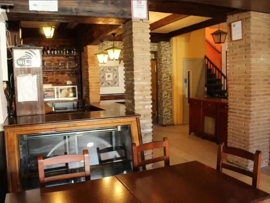 Local de alquiler en Alhendín con Aire acondicionado, Calefacción y Terraza