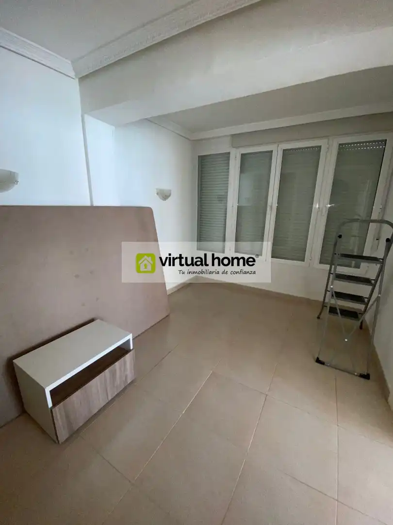 Bedroom of Flat for sale in Benidorm  with Air Conditioner, Heating and Private garden