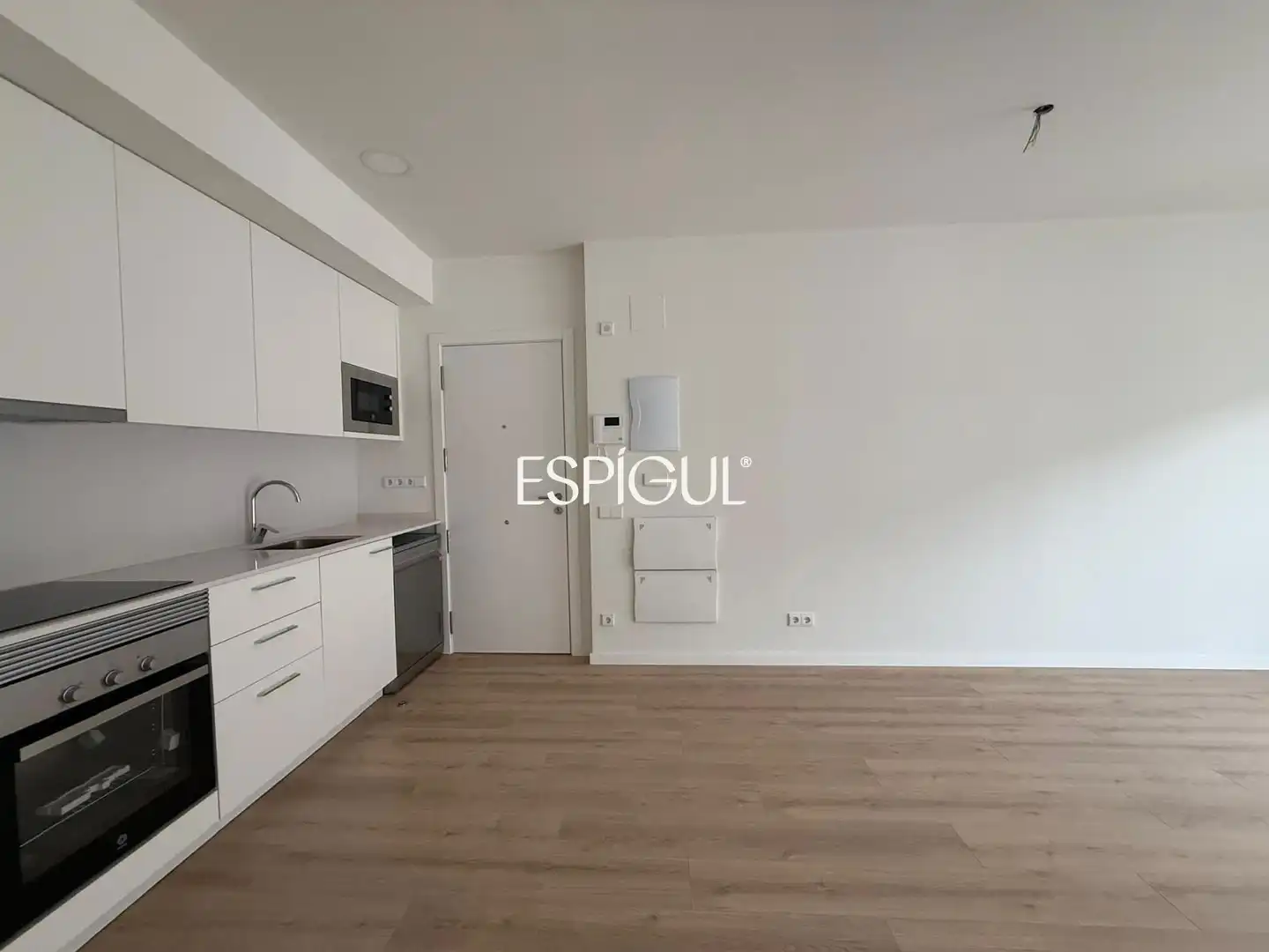 Attic for rent in Sant Narcís