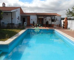 Piscina de Casa o xalet en venda en Montijo amb Terrassa, Piscina i Balcó