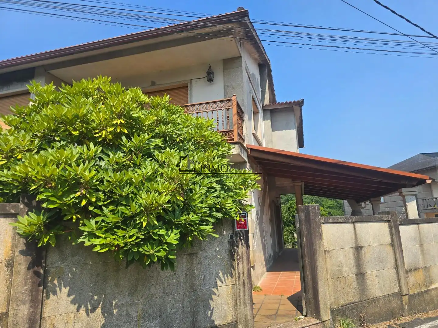 Vista exterior de Casa o xalet en venda en Pontevedra Capital  amb Calefacció, Jardí privat i Terrassa