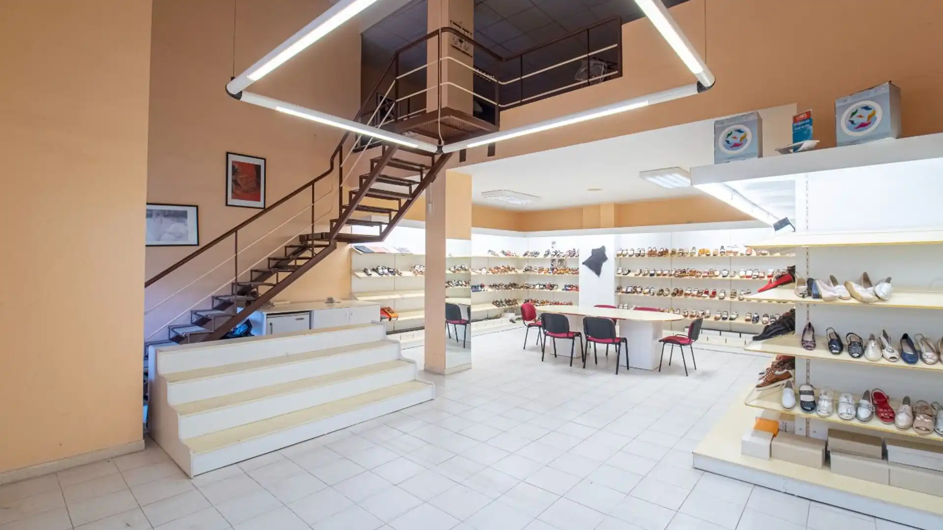 Local en venda a Calle DOCTOR ALBERTO DE ARMAS, Villa Ascensión - El Perú - Cruz del Señor, La Salud - La Salle