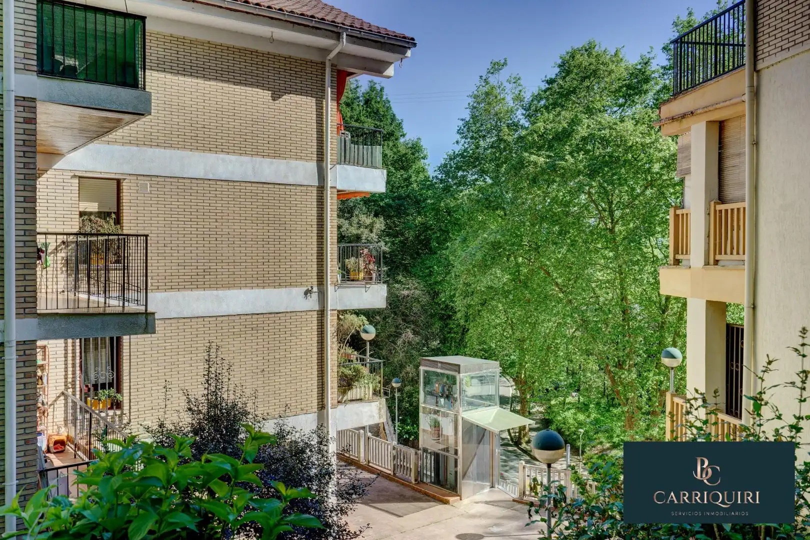 Vista exterior de Ático en venta en Donostia - San Sebastián 