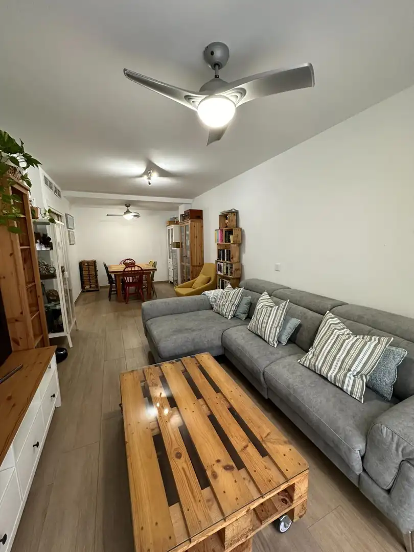 Sala de estar de Planta baja en venta en Córdoba con Aire acondicionado, Calefacción y Jardín privado