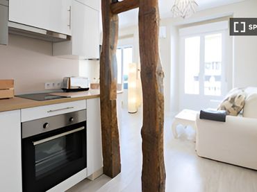 Flat with balcony to rent in Centro