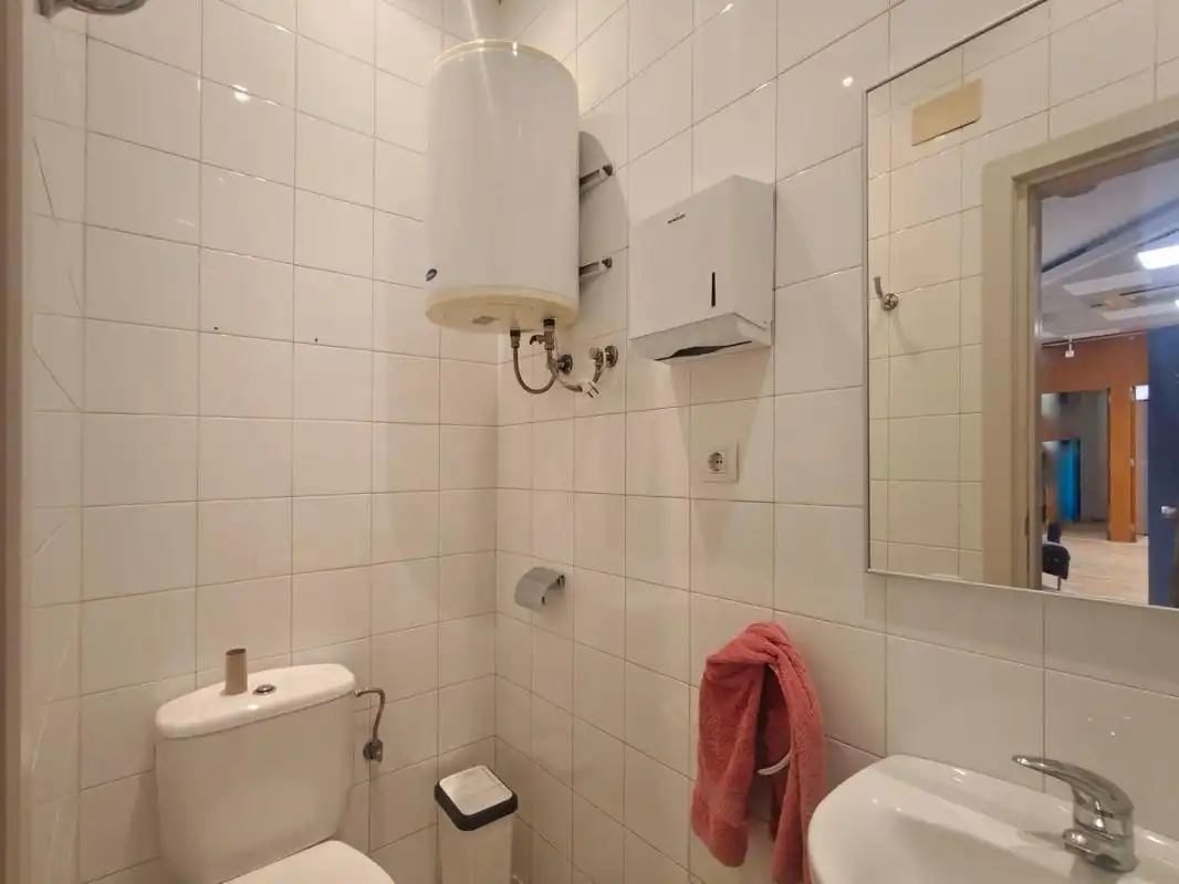 Gewerbefläche zum Verkauf in Carrer de Llull, imagen 19