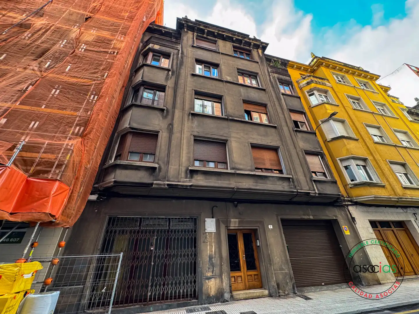 Vista exterior de Pis en venda en Gijón  amb Calefacció i Parquet