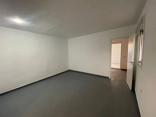 Local comercial en Alquiler en Avenida de las Cumbres, 11 en Elviria