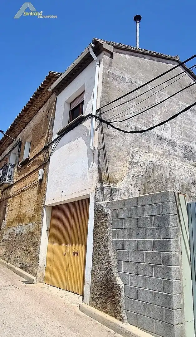 Vista exterior de Casa o chalet en venta en Loscorrales con Calefacción, Jardín privado y Terraza