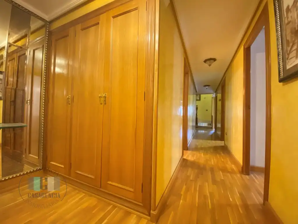 Duplexes for sale in Calle Poeta Verdaguer, Hospital - Plaza del Real