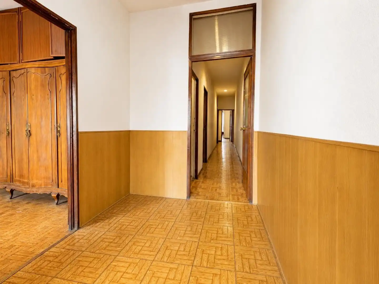 Flat with terrace for sale in Calle de la Luna, imagen 6
