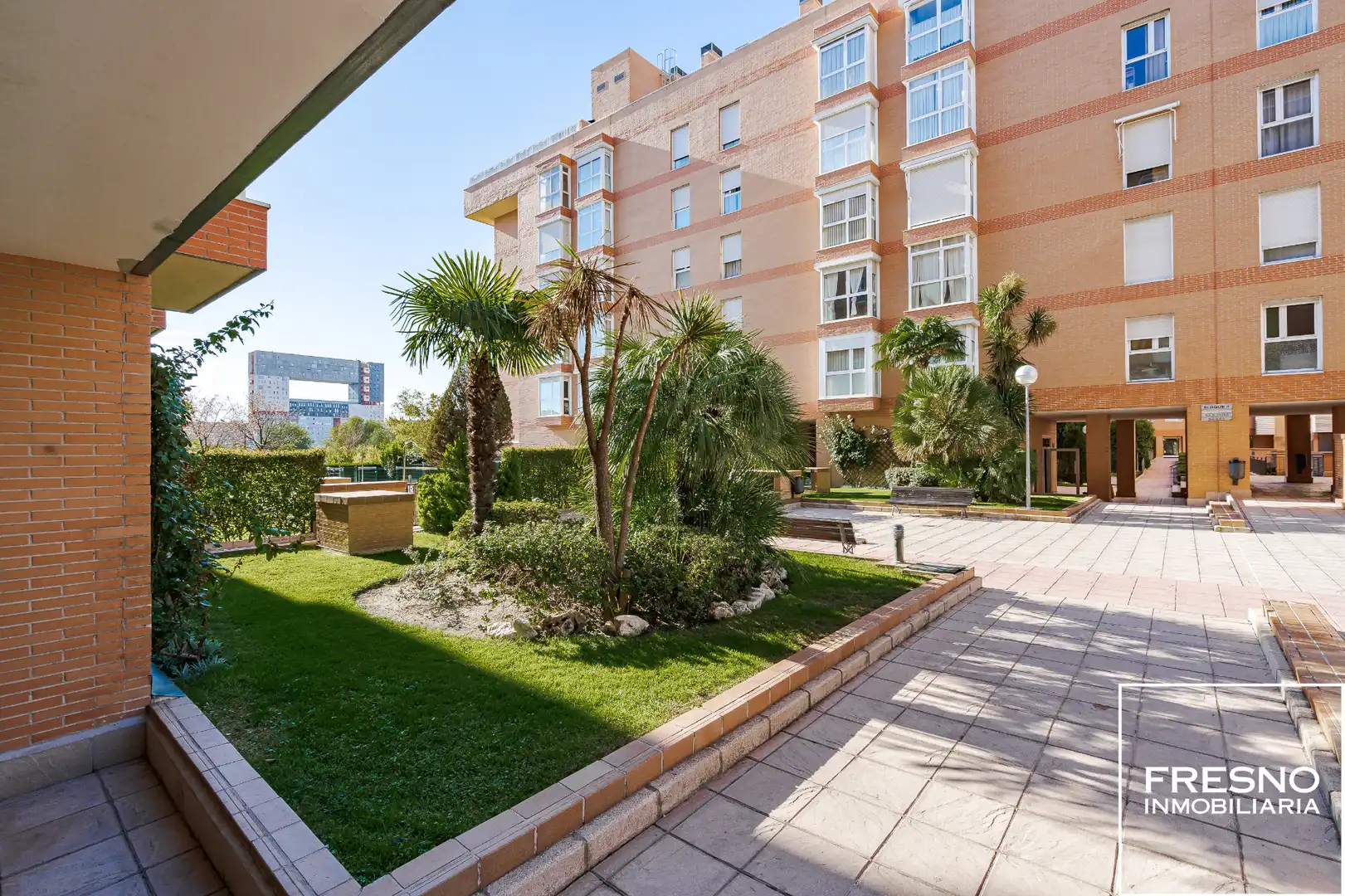 Vista exterior de Piso en venta en Madrid con Aire acondicionado, Calefacción y Parquet