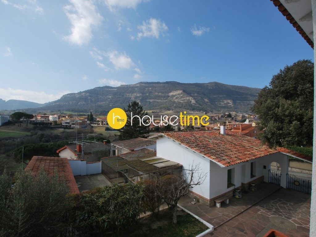 House or chalet for sale in Centelles