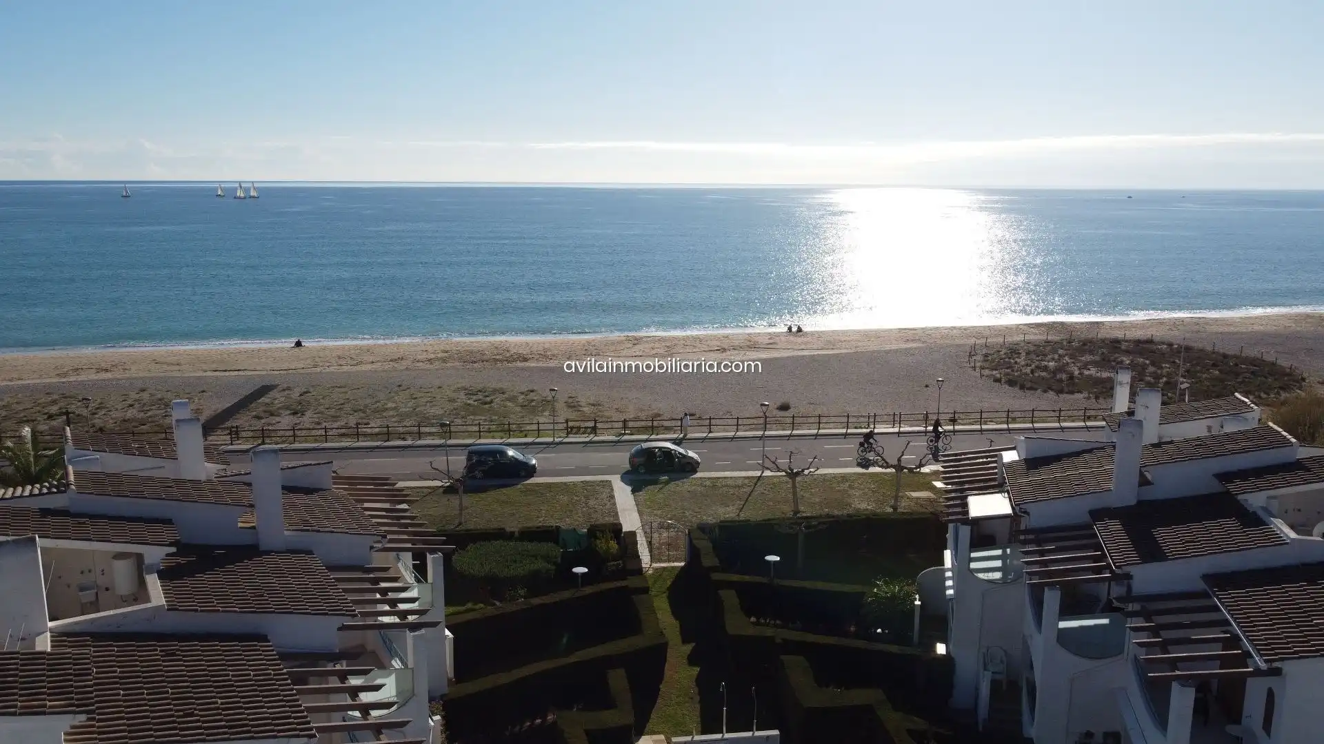 Habitación de Casa adosada en venta en Vandellòs i l'Hospitalet de l'Infant con Aire acondicionado, Jardín privado y Terraza