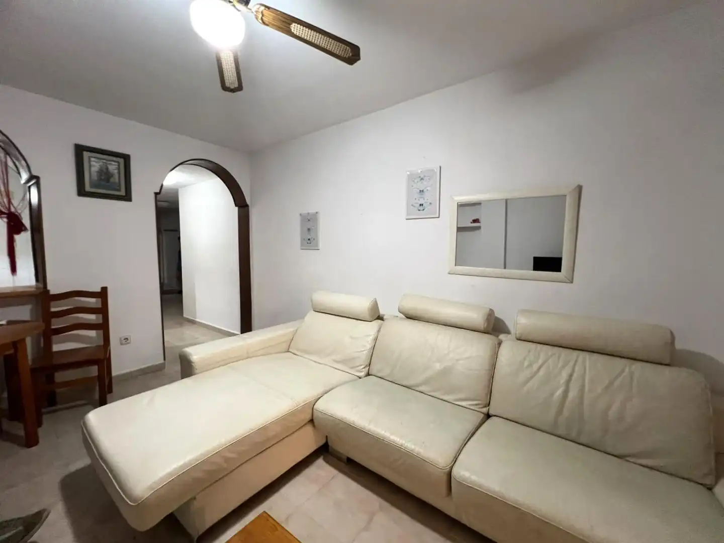 Apartamento con terraza en venta en Playa de los Locos, imagen 3