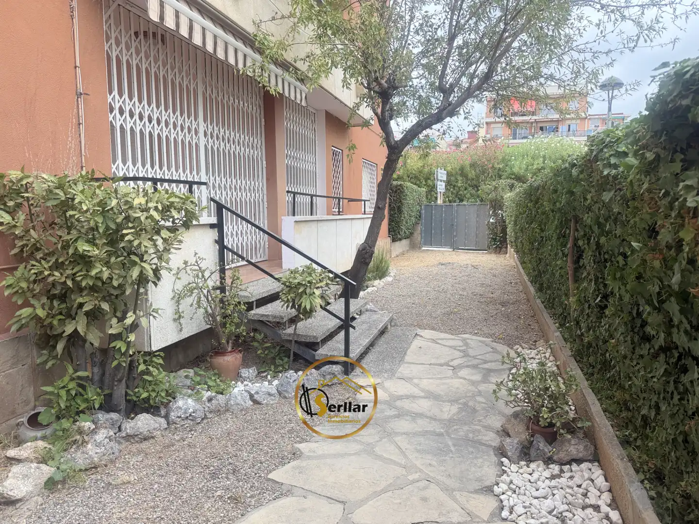 Außenansicht von Erdgeschoss zum Verkauf in Calafell mit Heizung, Privatgarten und Terrasse