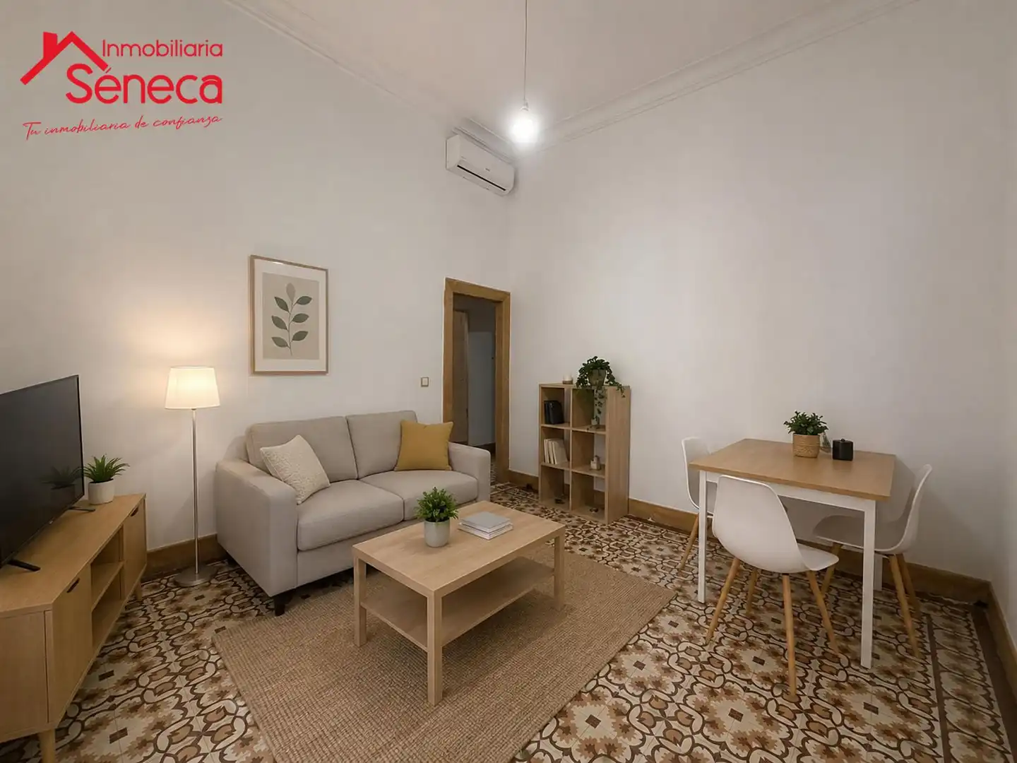 Wohnzimmer von Wohnung zur Miete in Córdoba mit Klimaanlage und Möbliert