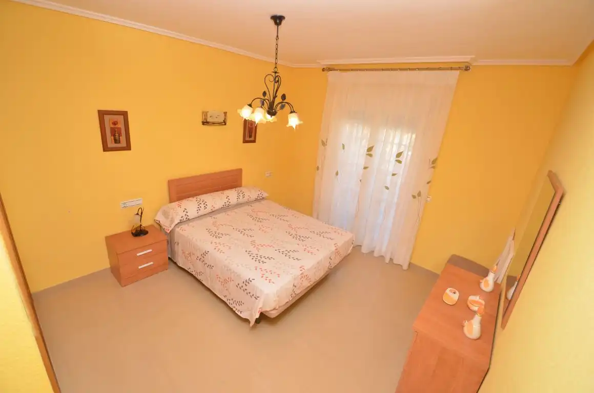 Habitación de Piso de alquiler en Roquetas de Mar con Terraza, Amueblado y Piscina comunitaria