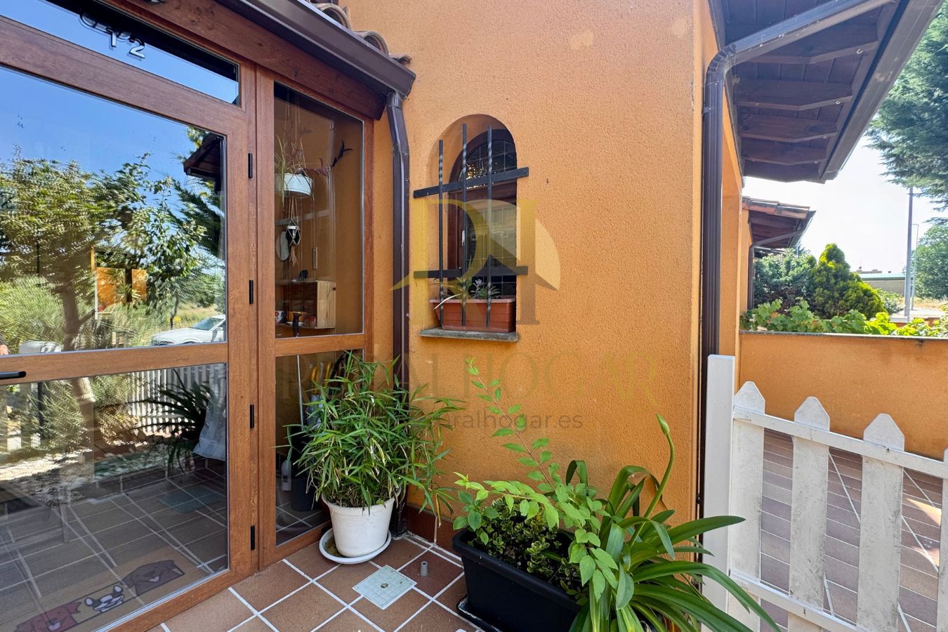 Exterior view of Single-family semi-detached for sale in Valverde de la Virgen  with Heating, Private garden and Terrace