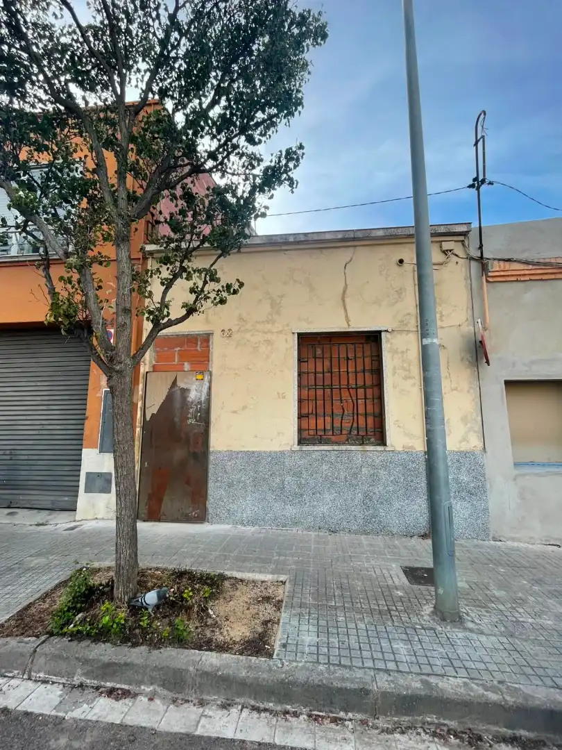 Vista exterior de Casa o xalet en venda en Ponent