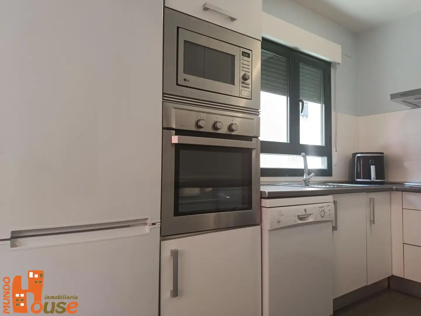 Cocina de Casa adosada en venta en Real Sitio de San Ildefonso con Calefacción y Amueblado