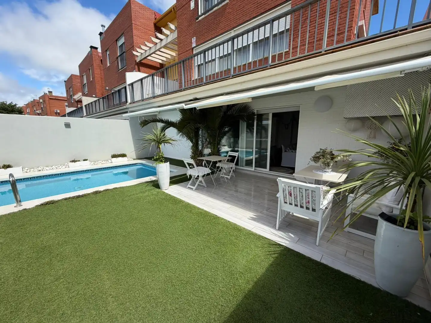 Terrace of Houses for sale in Poblete  with Air Conditioner, Heating and Swimming Pool