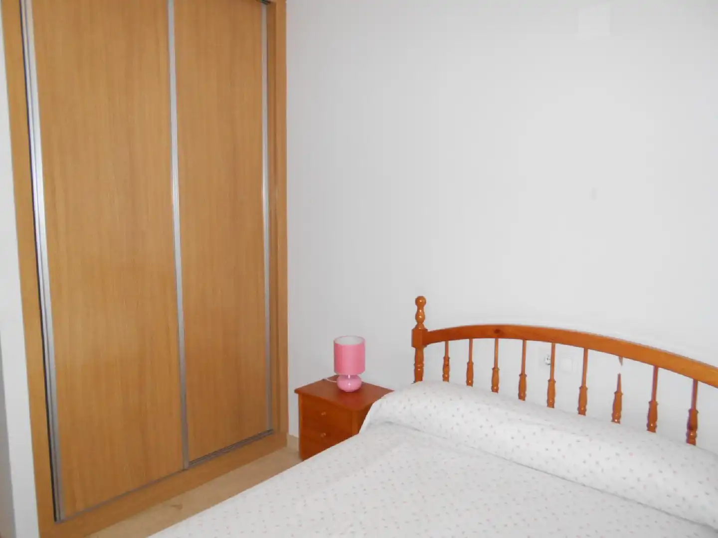 Bedroom of Flat for rent in Oliva  with Heating, Terrace and Furnished