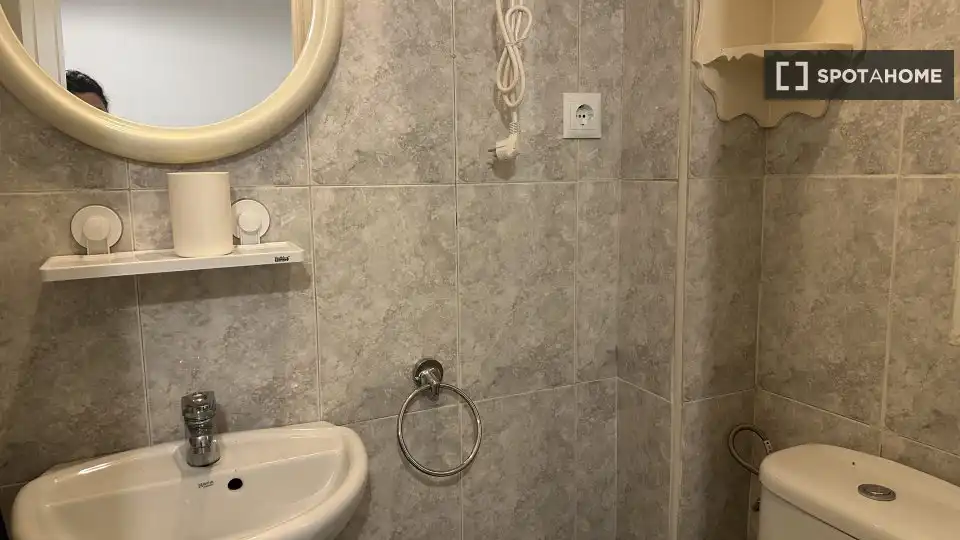 Bany de Pis de lloguer en Barrio de Salamanca