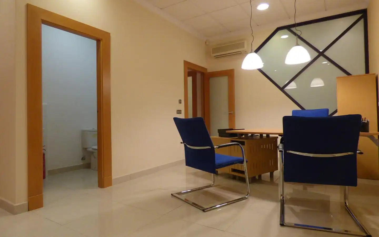 Office for sale in Benidorm  with Air Conditioner and Furnished