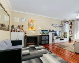 Living room of Flat for sale in Pontevedra Capital   with Heating and Storage room