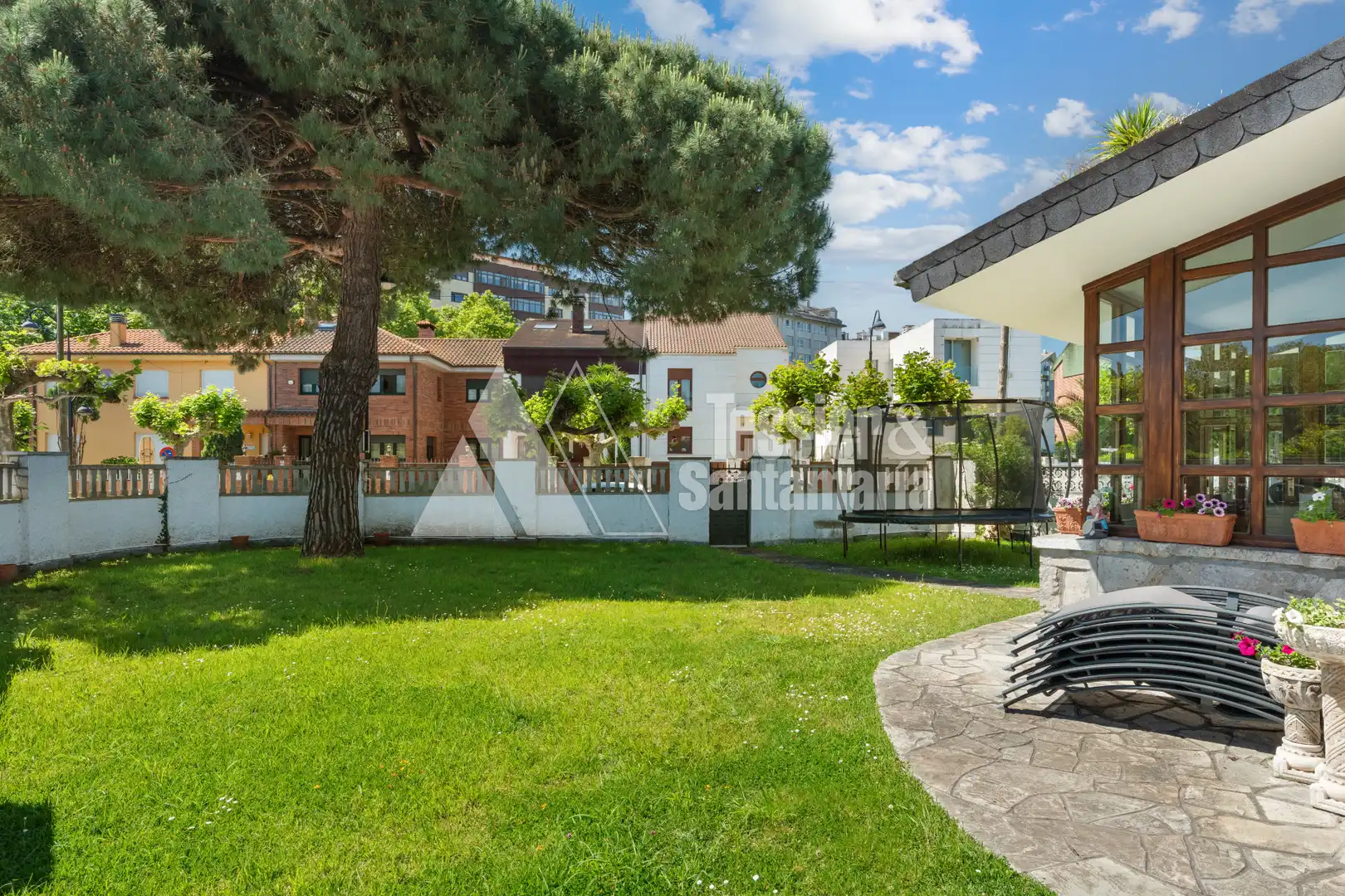 Jardín de Casa o chalet en venta en Castrillón con Calefacción, Jardín privado y Terraza
