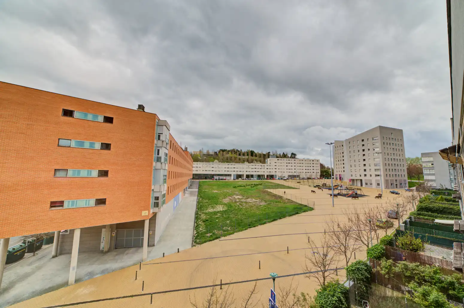 Vista exterior de Piso de alquiler en  Pamplona / Iruña con Calefacción, Parquet y Trastero