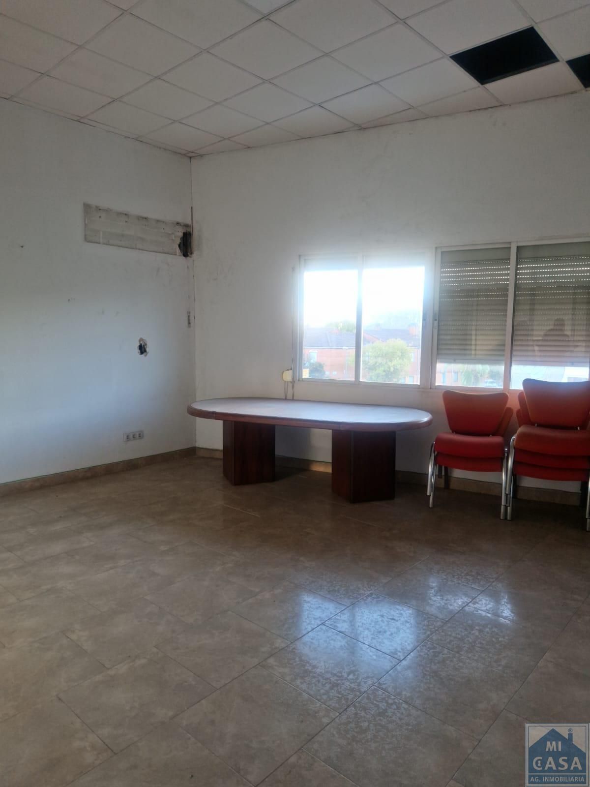 Nau industrial de lloguer en Mérida