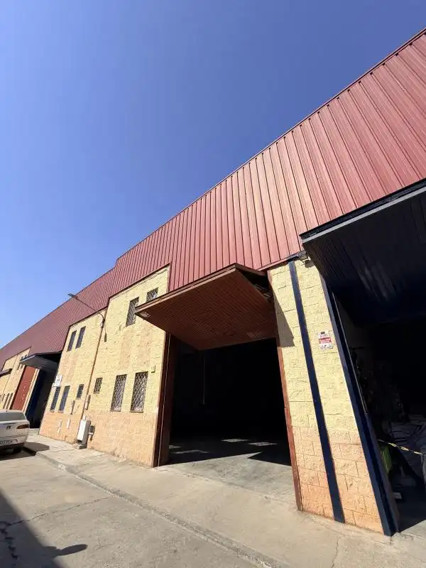 Vista exterior de Nau industrial de lloguer en Pilas amb Calefacció